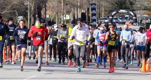 People at the starting line of a race
