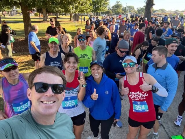 CRC folks spotted out and about and repping all over the place yesterday 🏃🏼‍♀️